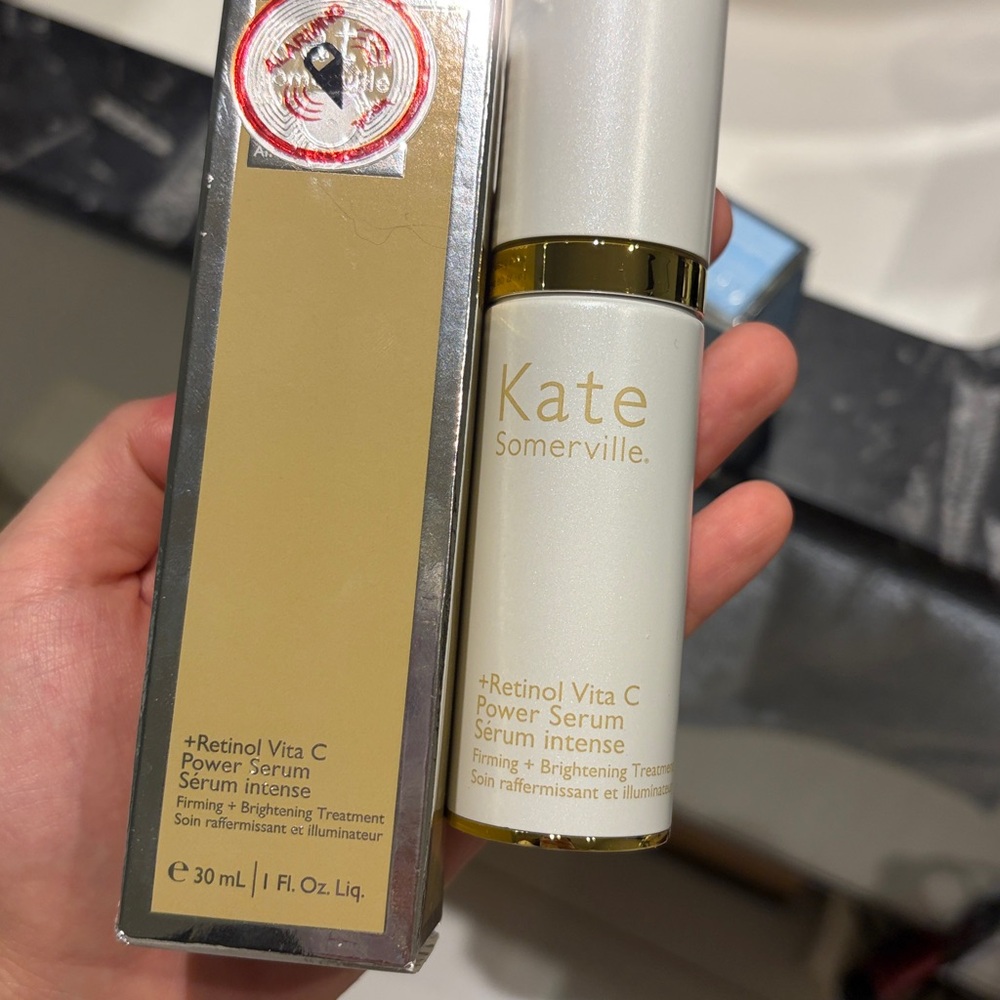 Kate Somerville Retinol Vita C Power Serum Firming + Brightening Treatment - Picture 4 of 4